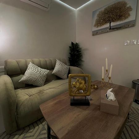 استديو مع جلسة خارجية بدخول ذكي Villa Rijád Kültér fotó